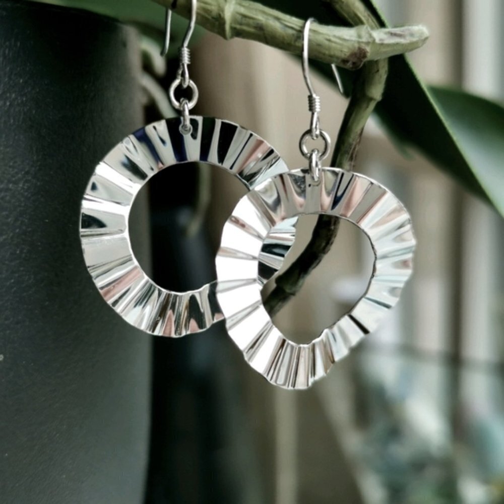 Nwt Sterling Silver Dangling Crinkle Hoop Earrings